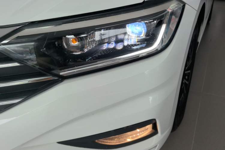 Used Volkswagen Sagitar 2020 280TSI DSG Comfort Version China VI Standard Left Front Headlight