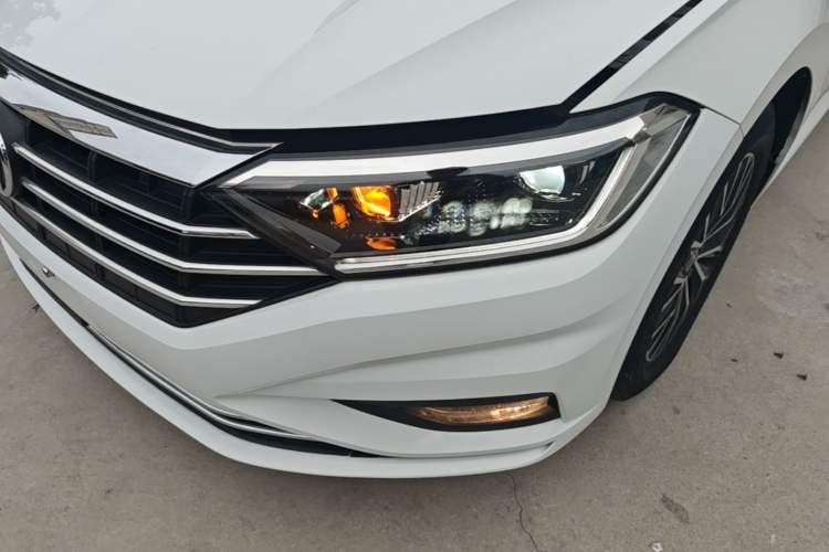 Used Volkswagen Sagitar 2020 280TSI DSG Comfort Version China VI Standard Left Front Headlight