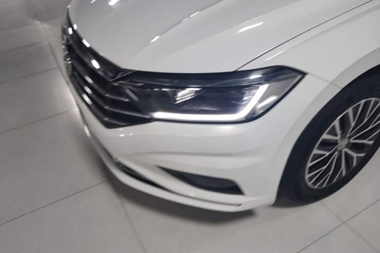 Used Volkswagen Sagitar 2020 200TSI DSG Comfort Version China VI Standard Left Front Headlight
