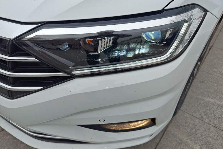 Used Volkswagen Sagitar 2020 280TSI DSG Luxury Version China VI Standard Left Front Headlight