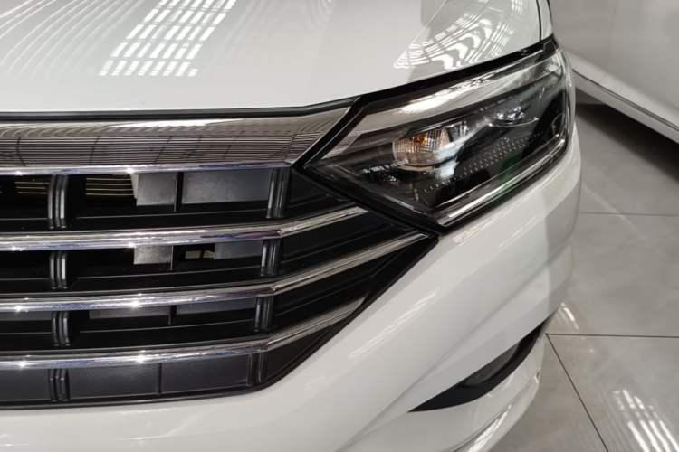 Used Volkswagen Sagitar 2020 200TSI DSG Comfort Version China VI Standard Left Front Headlight