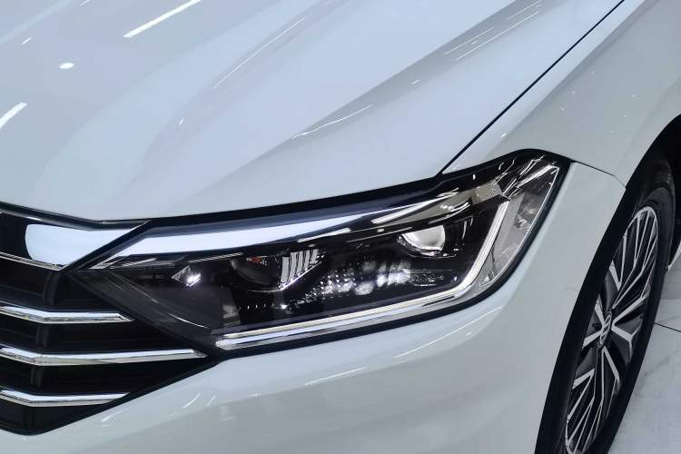 Used Volkswagen Sagitar 2020 280TSI DSG Comfort Version China VI Standard Left Front Headlight