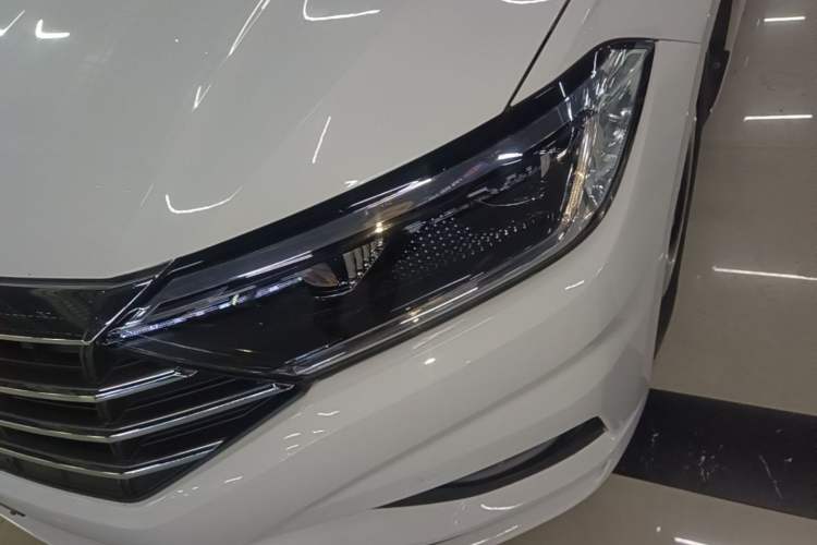 Used Volkswagen Sagitar 2020 280TSI DSG Luxury Version China VI Standard Left Front Headlight