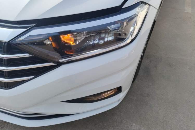 Used Volkswagen Sagitar 2020 200TSI DSG Comfort Version China VI Standard Left Front Headlight