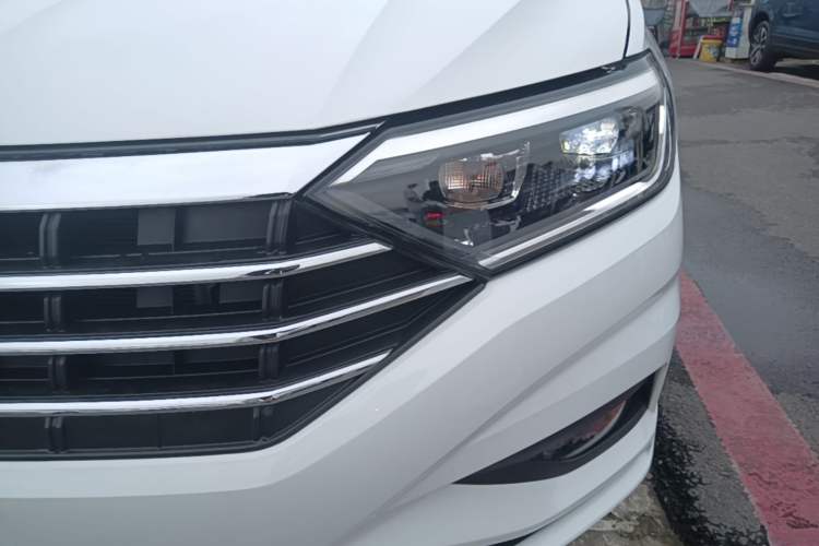 Used Volkswagen Sagitar 2020 280TSI DSG Comfort Version China VI Standard Left Front Headlight
