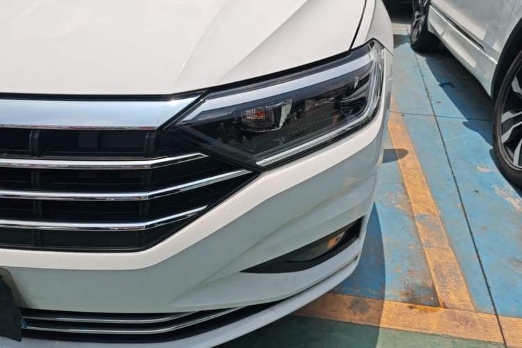 Used Volkswagen Sagitar 2020 200TSI DSG Comfort Version China VI Standard Left Front Headlight