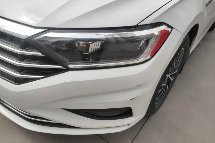 Used Volkswagen Sagitar 2020 200TSI Manual Comfort Version China VI Standard Left Front Headlight