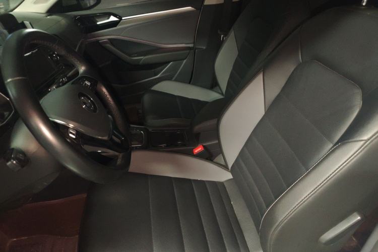 Used Volkswagen Sagitar 2020 280TSI DSG Comfort Version China VI Standard Left Front Seat