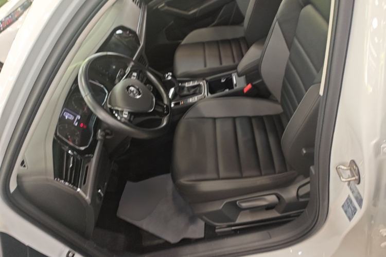 Used Volkswagen Sagitar 2020 280TSI DSG Comfort Version China VI Standard Left Front Seat