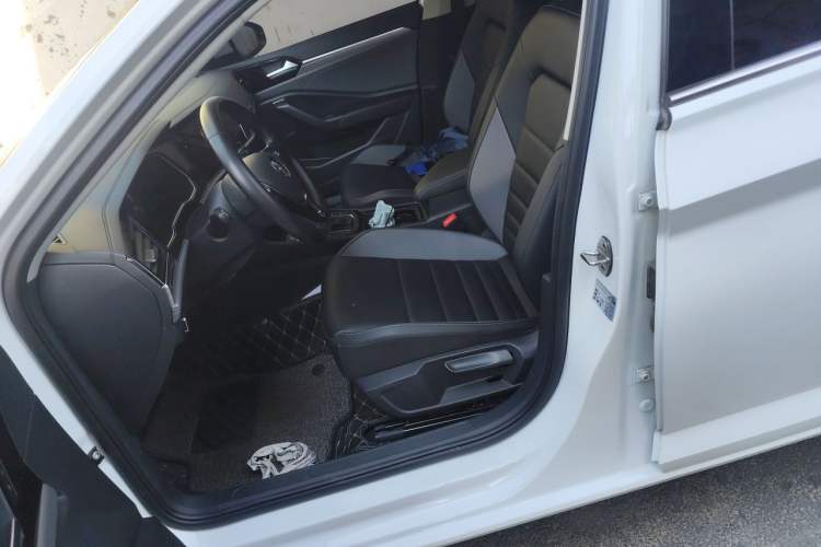 Used Volkswagen Sagitar 2020 280TSI DSG Comfort Version China VI Standard Left Front Seat