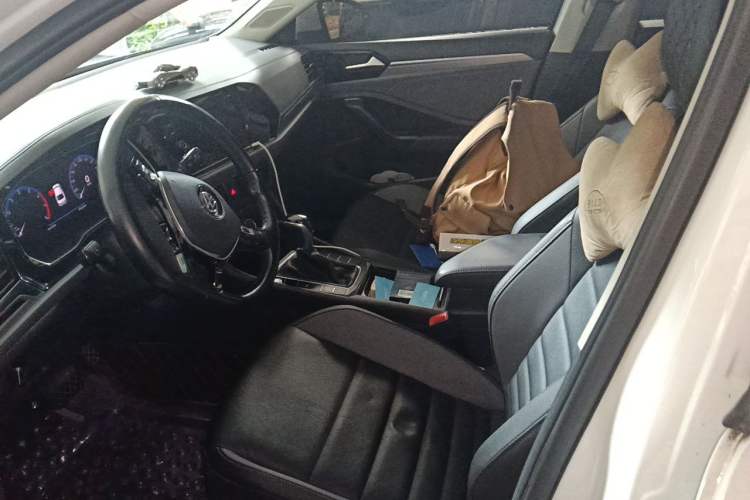 Used Volkswagen Sagitar 2020 200TSI DSG Comfort Version China VI Standard Left Front Seat