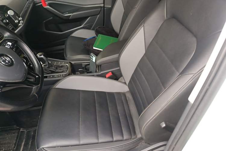 Used Volkswagen Sagitar 2020 200TSI DSG Comfort Version China VI Standard Left Front Seat