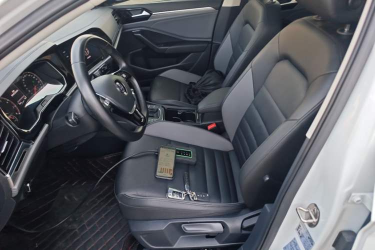 Used Volkswagen Sagitar 2020 280TSI DSG Comfort Version China VI Standard Left Front Seat