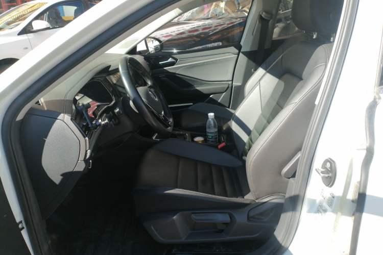 Used Volkswagen Sagitar 2020 200TSI DSG Comfort Version China VI Standard Left Front Seat