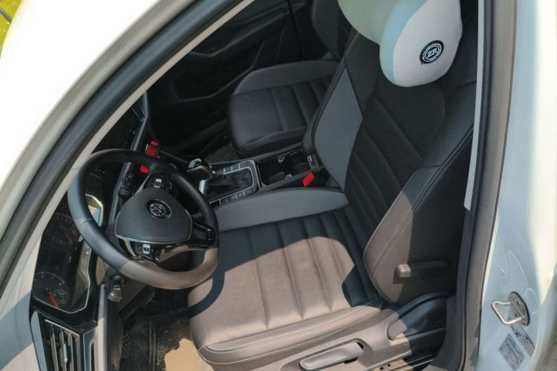 Used Volkswagen Sagitar 2020 280TSI DSG Comfort Version China VI Standard Left Front Seat