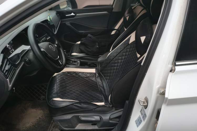 Used Volkswagen Sagitar 2020 200TSI DSG Comfort Version China VI Standard Left Front Seat