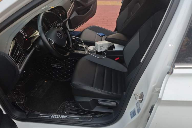 Used Volkswagen Sagitar 2020 200TSI DSG Comfort Version China VI Standard Left Front Seat