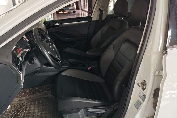 Used Volkswagen Sagitar 2020 280TSI DSG Comfort Version China VI Standard Left Front Seat