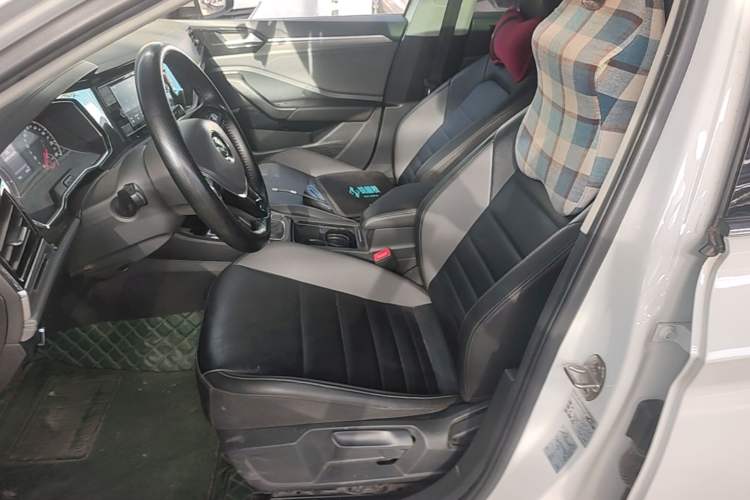 Used Volkswagen Sagitar 2020 280TSI DSG Comfort Version China VI Standard Left Front Seat