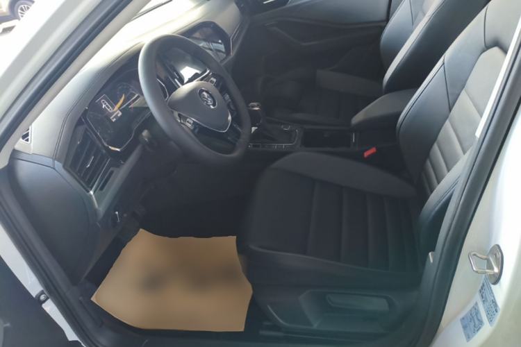 Used Volkswagen Sagitar 2020 280TSI DSG Comfort Version China VI Standard Left Front Seat