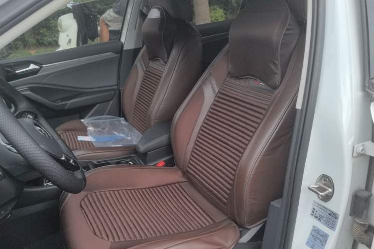 Used Volkswagen Sagitar 2020 200TSI DSG Fashion Edition China VI Standard Left Front Seat