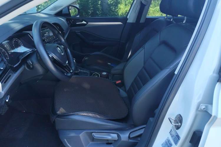 Used Volkswagen Sagitar 2020 280TSI DSG Comfort Version China VI Standard Left Front Seat
