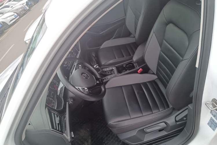 Used Volkswagen Sagitar 2020 280TSI DSG Comfort Version China VI Standard Left Front Seat