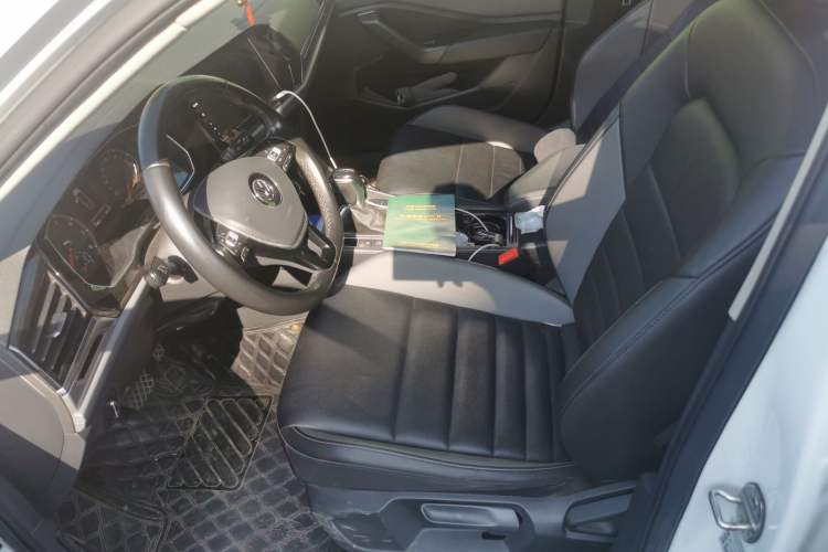 Used Volkswagen Sagitar 2020 280TSI DSG Comfort Version China VI Standard Left Front Seat