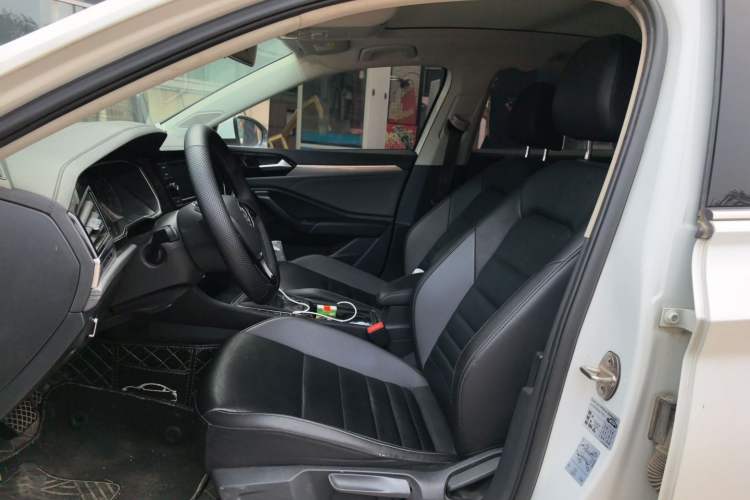 Used Volkswagen Sagitar 2020 280TSI DSG Comfort Version China VI Standard Left Front Seat