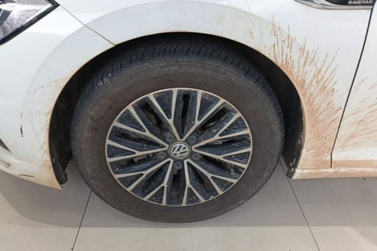 Used Volkswagen Sagitar 2020 280TSI DSG Comfort Version China VI Standard Left Front Wheel Hub