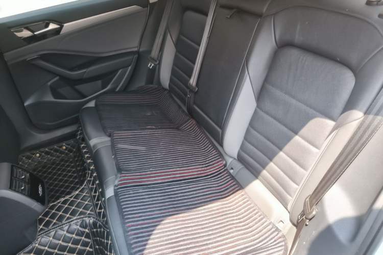 Used Volkswagen Sagitar 2020 200TSI DSG Comfort Version China VI Standard Left Rear Seat
