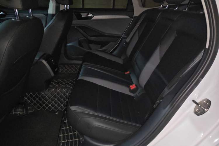 Used Volkswagen Sagitar 2020 200TSI DSG Comfort Version China VI Standard Left Rear Seat