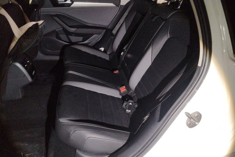 Used Volkswagen Sagitar 2020 200TSI DSG Comfort Version China VI Standard Left Rear Seat
