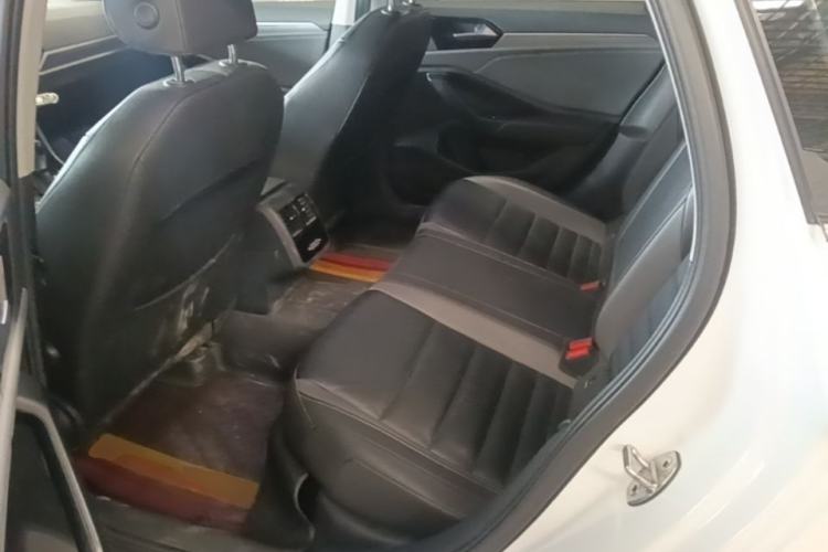 Used Volkswagen Sagitar 2020 280TSI DSG Comfort Version China VI Standard Left Rear Seat