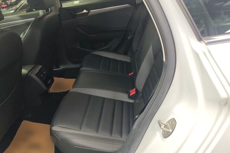 Used Volkswagen Sagitar 2020 280TSI DSG Comfort Version China VI Standard Left Rear Seat