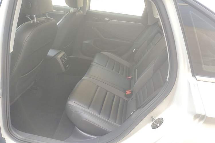 Used Volkswagen Sagitar 2020 200TSI DSG Comfort Version China VI Standard Left Rear Seat