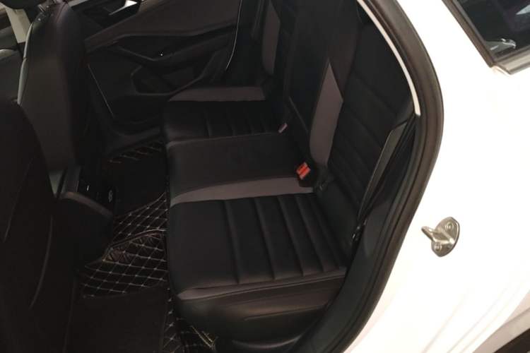 Used Volkswagen Sagitar 2020 280TSI DSG Comfort Version China VI Standard Left Rear Seat
