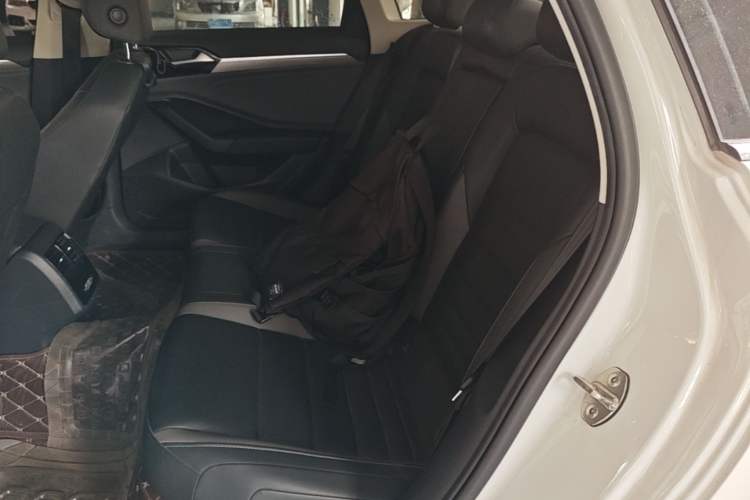 Used Volkswagen Sagitar 2020 280TSI DSG Comfort Version China VI Standard Left Rear Seat
