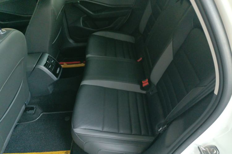 Used Volkswagen Sagitar 2020 200TSI DSG Comfort Version China VI Standard Left Rear Seat