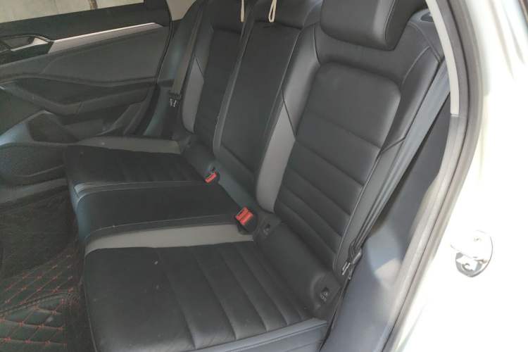Used Volkswagen Sagitar 2020 280TSI DSG Comfort Version China VI Standard Left Rear Seat