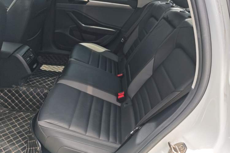 Used Volkswagen Sagitar 2020 200TSI DSG Comfort Version China VI Standard Left Rear Seat