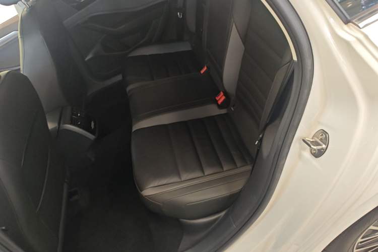 Used Volkswagen Sagitar 2020 280TSI DSG Comfort Version China VI Standard Left Rear Seat