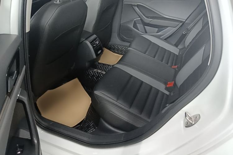 Used Volkswagen Sagitar 2020 280TSI DSG Comfort Version China VI Standard Left Rear Seat
