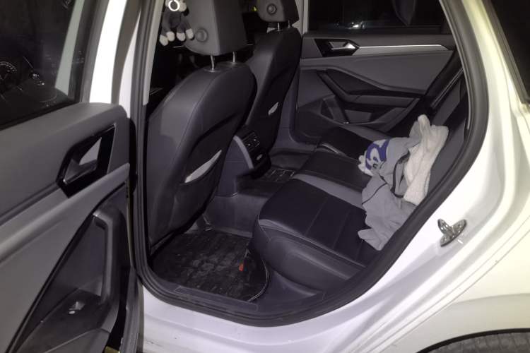 Used Volkswagen Sagitar 2020 280TSI DSG Comfort Version China VI Standard Left Rear Seat