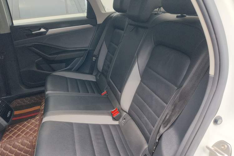 Used Volkswagen Sagitar 2020 280TSI DSG Comfort Version China VI Standard Left Rear Seat