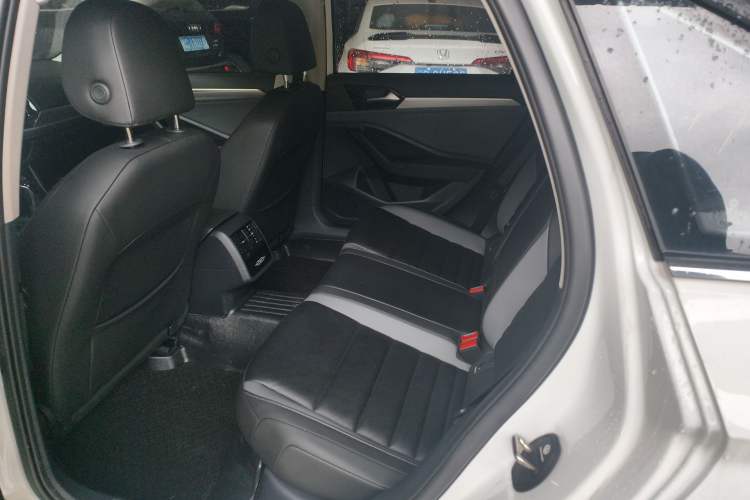 Used Volkswagen Sagitar 2020 280TSI DSG Comfort Version China VI Standard Left Rear Seat