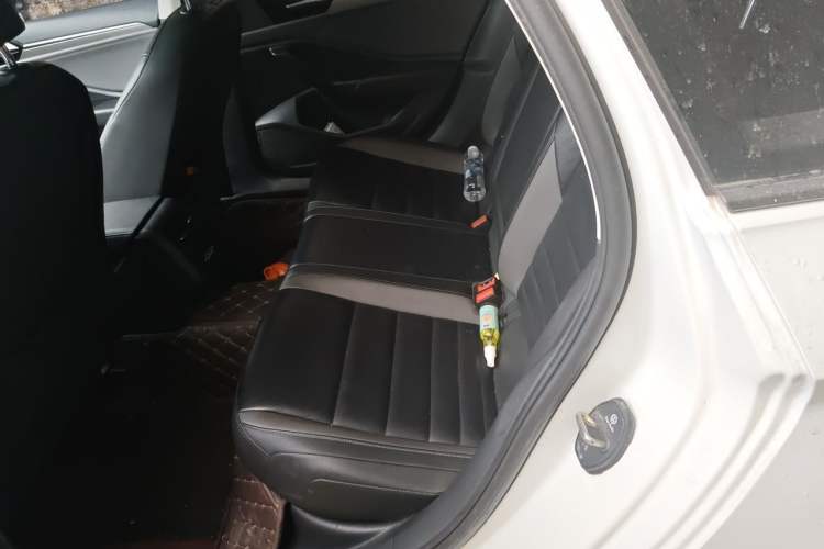 Used Volkswagen Sagitar 2020 200TSI DSG Comfort Version China VI Standard Left Rear Seat