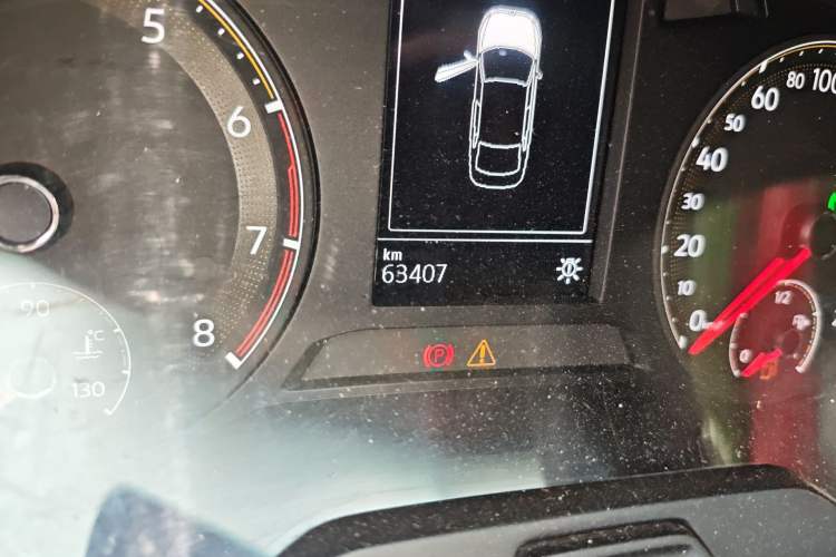 Used Volkswagen Sagitar 2020 280TSI DSG Comfort Version China VI Standard Odometer Close Up