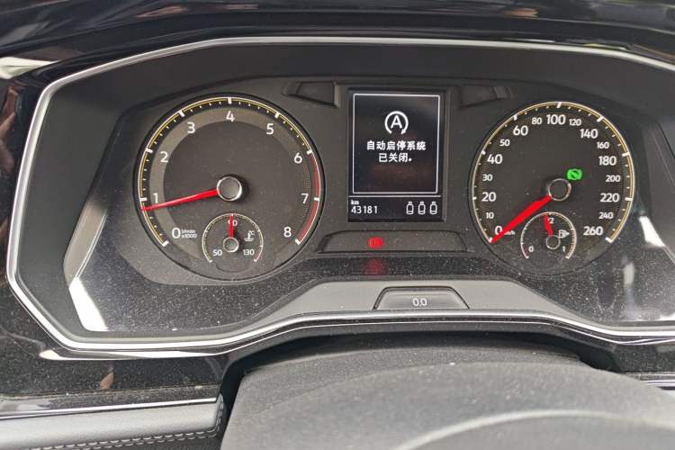 Used Volkswagen Sagitar 2020 280TSI DSG Comfort Version China VI Standard Odometer Close Up