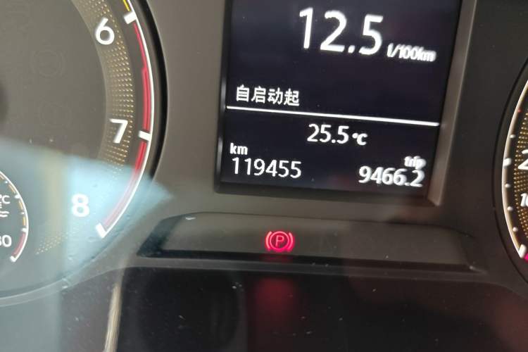 Used Volkswagen Sagitar 2020 280TSI DSG Comfort Version China VI Standard Odometer Close Up